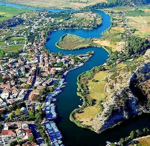 ゲストハウス Sirius 4*