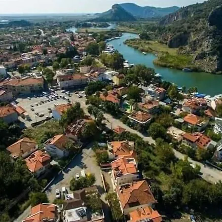 Sirius Guest house 4*