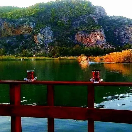 Πανσιόν Sirius