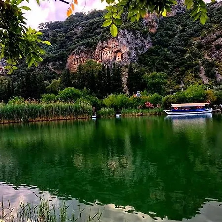 Πανσιόν Sirius